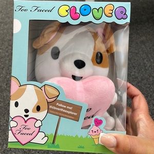 Too Faced Clover Collector’s Item